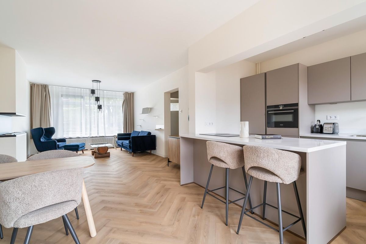 Monseigneur van Steelaan 238 Photo Blur 1