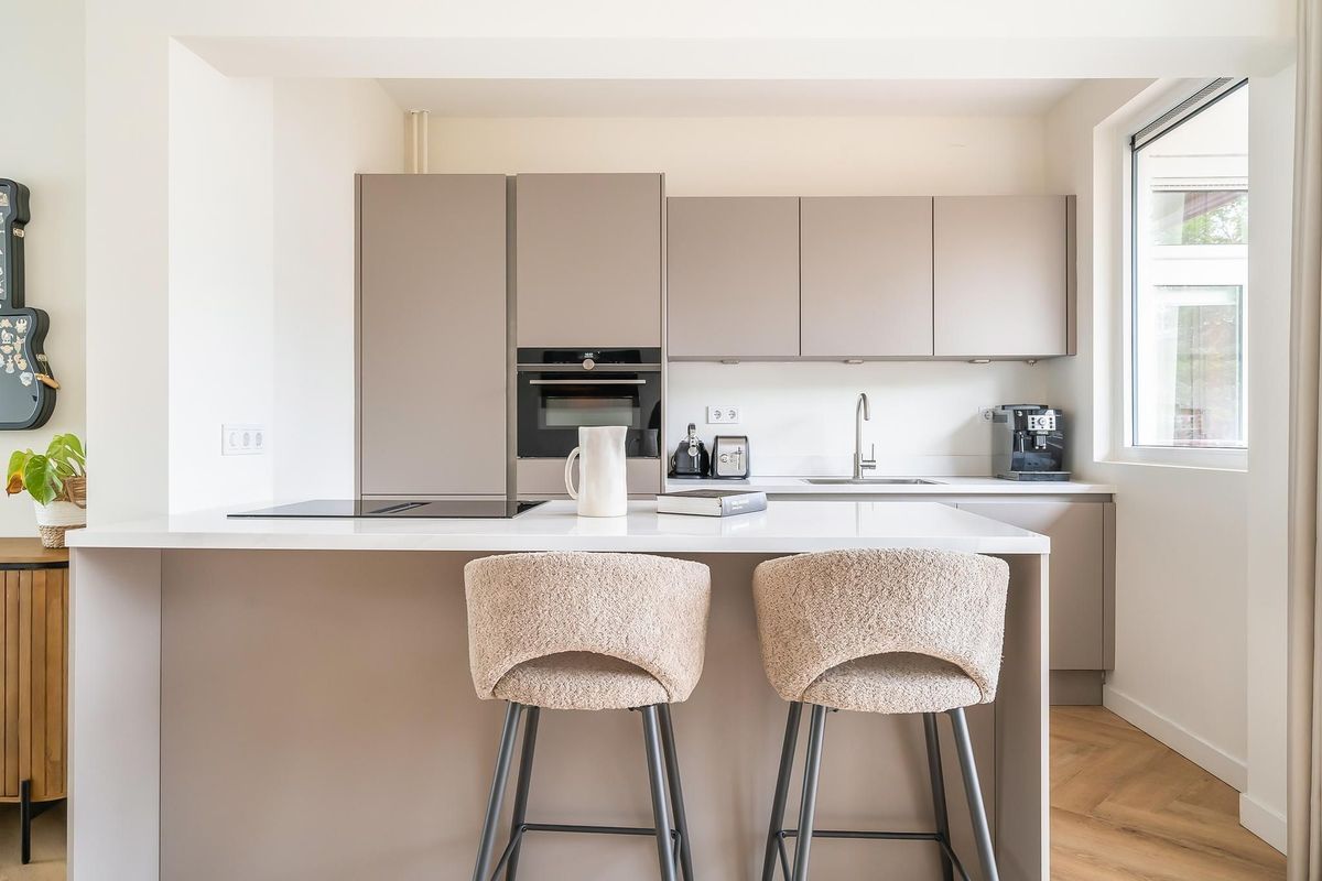 Monseigneur van Steelaan 238 Photo Blur 3