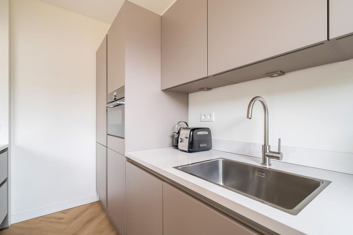 Monseigneur van Steelaan 238 Photo Blur 5