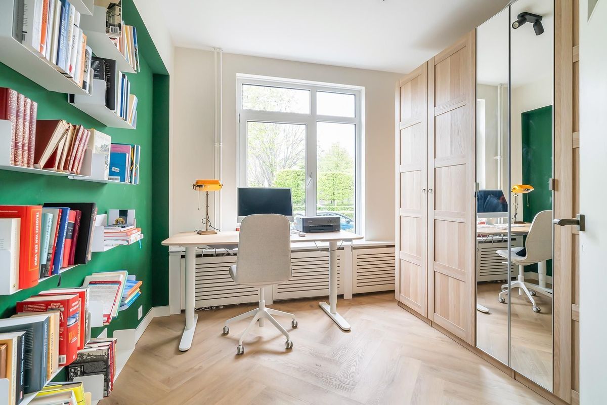 Monseigneur van Steelaan 238 Photo Blur 18