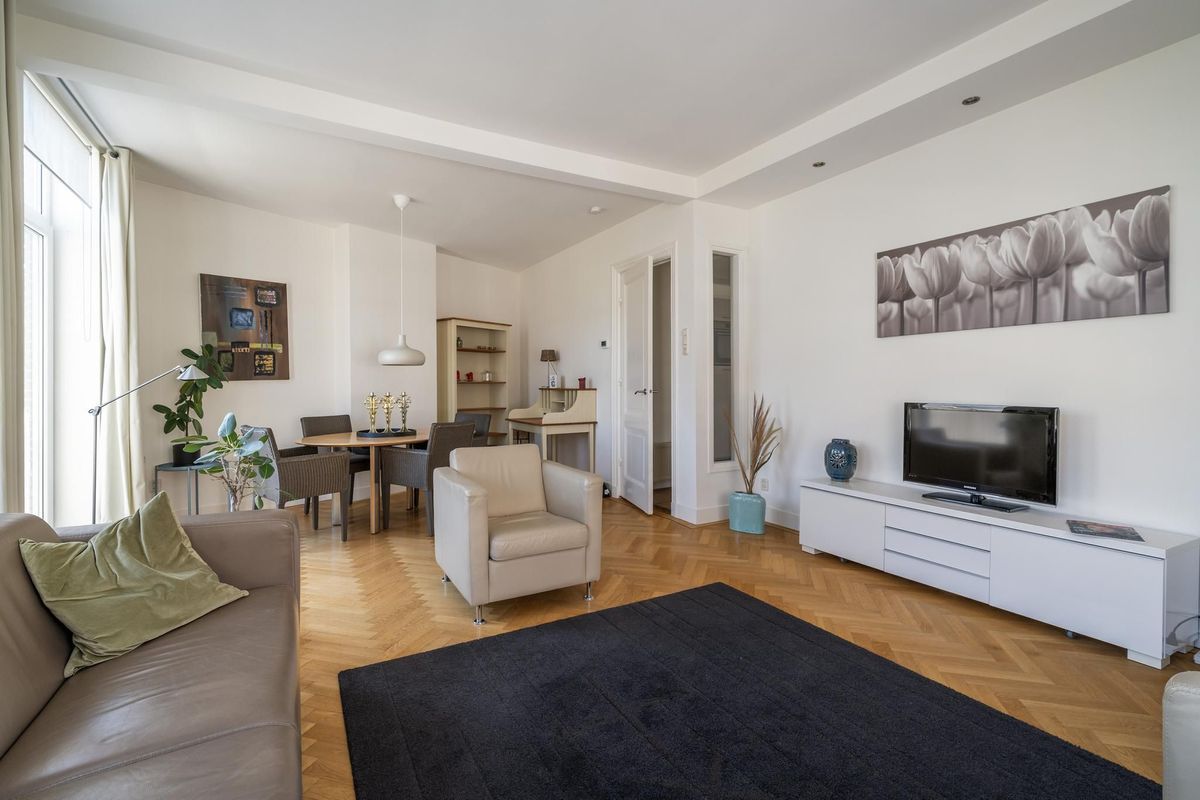 Paulus Buijsstraat 6-a Photo Blur 4