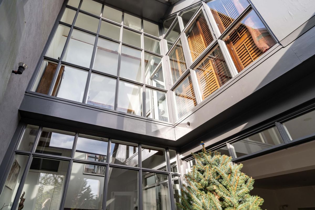 Atjehstraat 19 Photo Blur 4