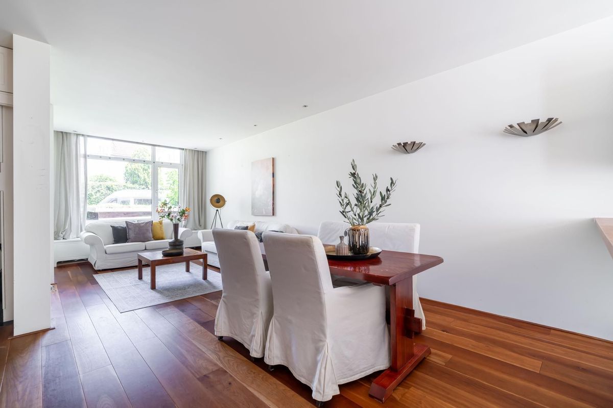 Koninginnelaan 106 Photo Blur 2