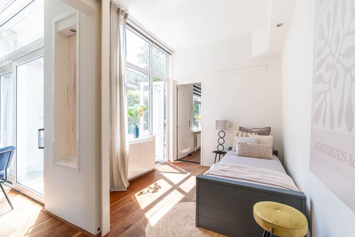 Koninginnelaan 106 Photo Blur 17