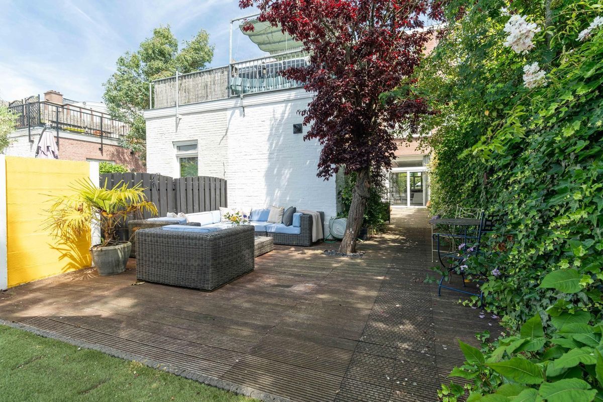 Koninginnelaan 106 Photo Blur 11