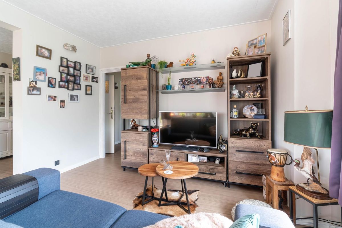 Sir Winston Churchillln 58 Photo Blur 8