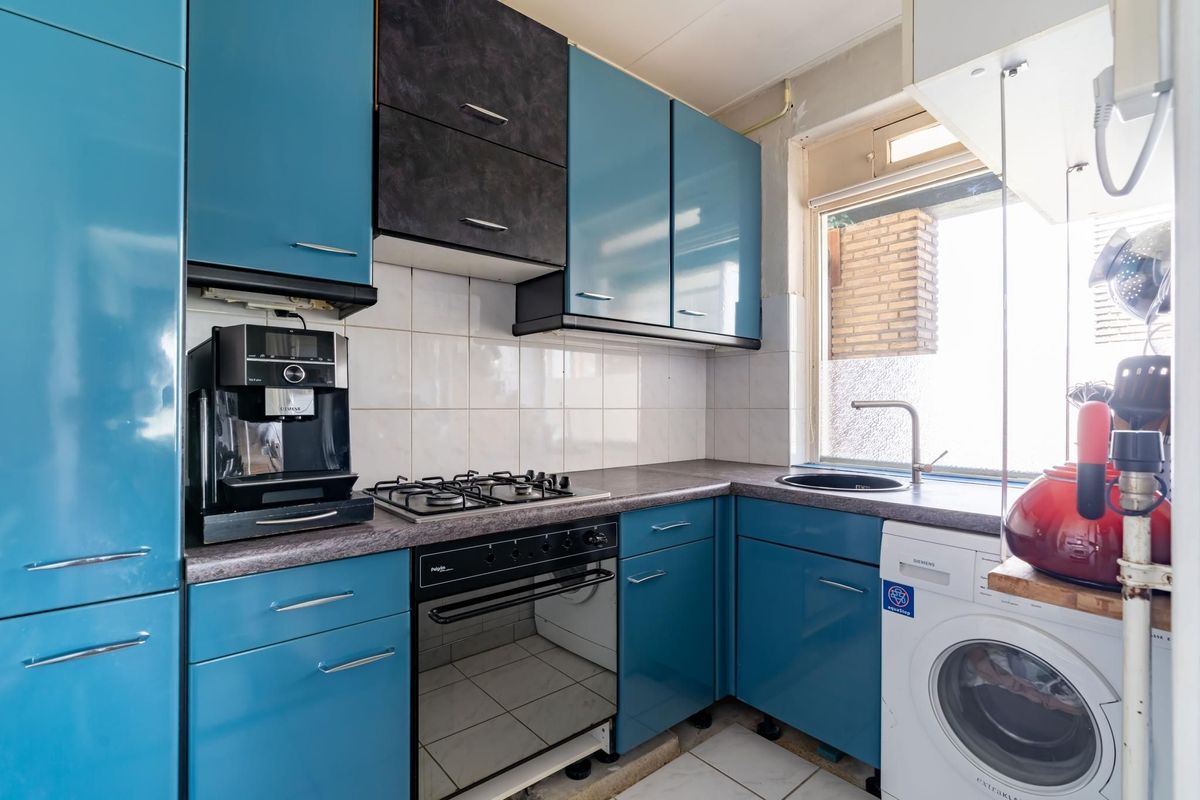 Sir Winston Churchillln 58 Photo Blur 17