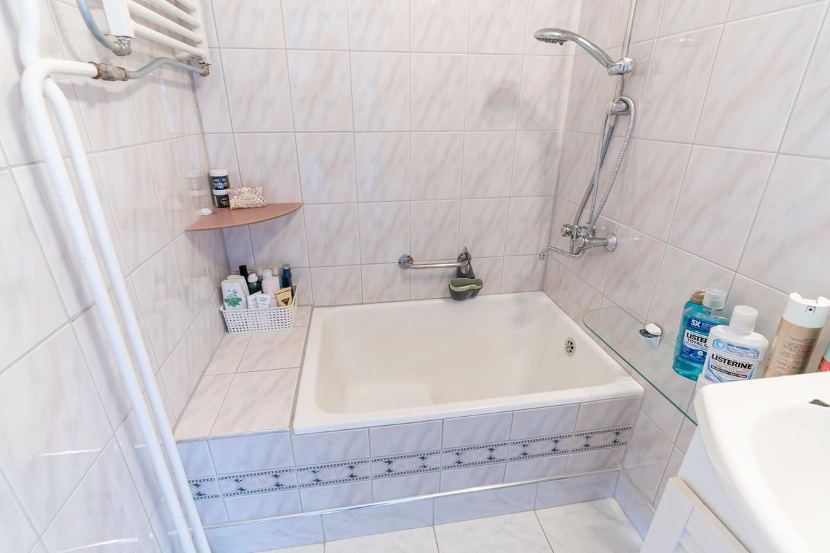 Sir Winston Churchillln 58 Photo Blur 25