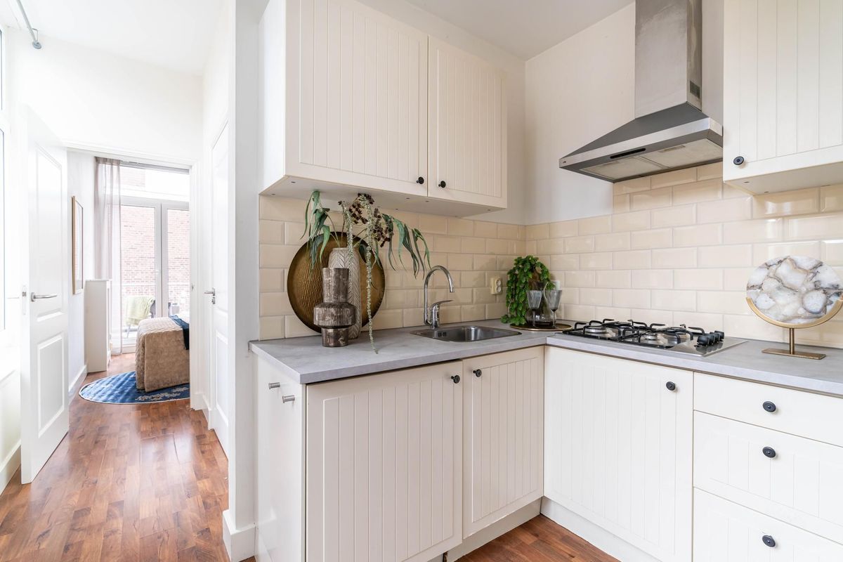 Loosduinseweg 1025-B Photo Blur 12