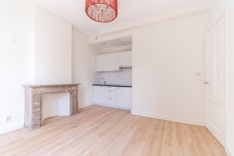 Spoorstraat 2-A Photo 1