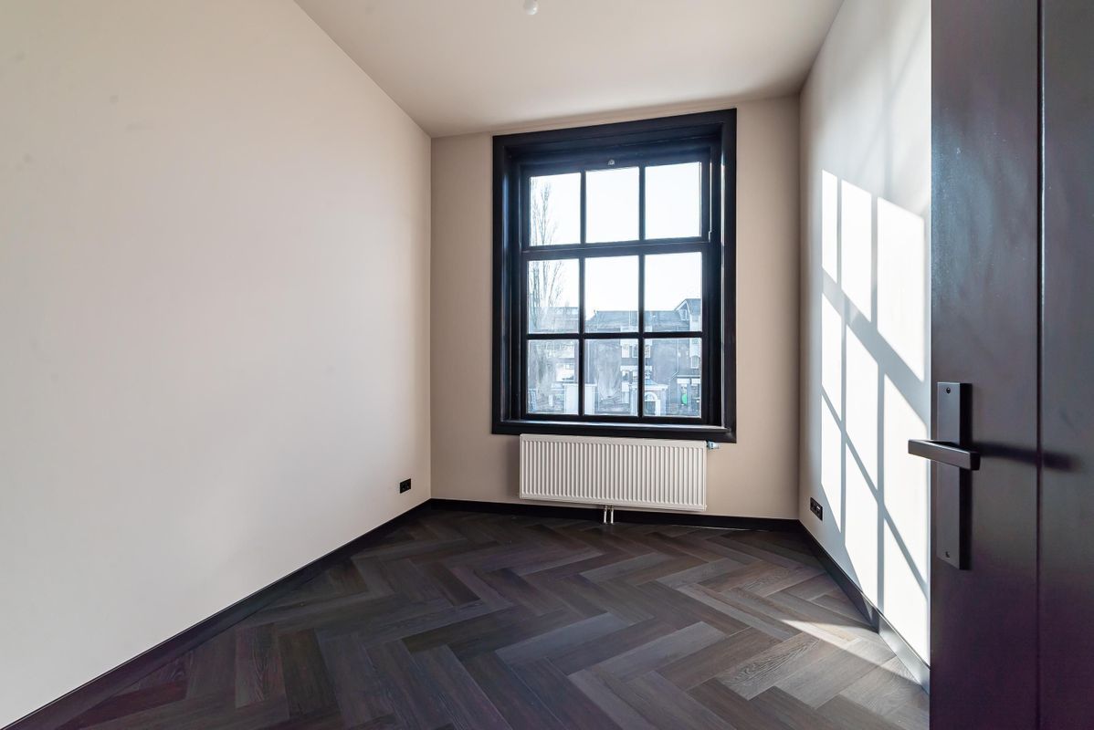 Blekerssingel 1-b Photo Blur 8