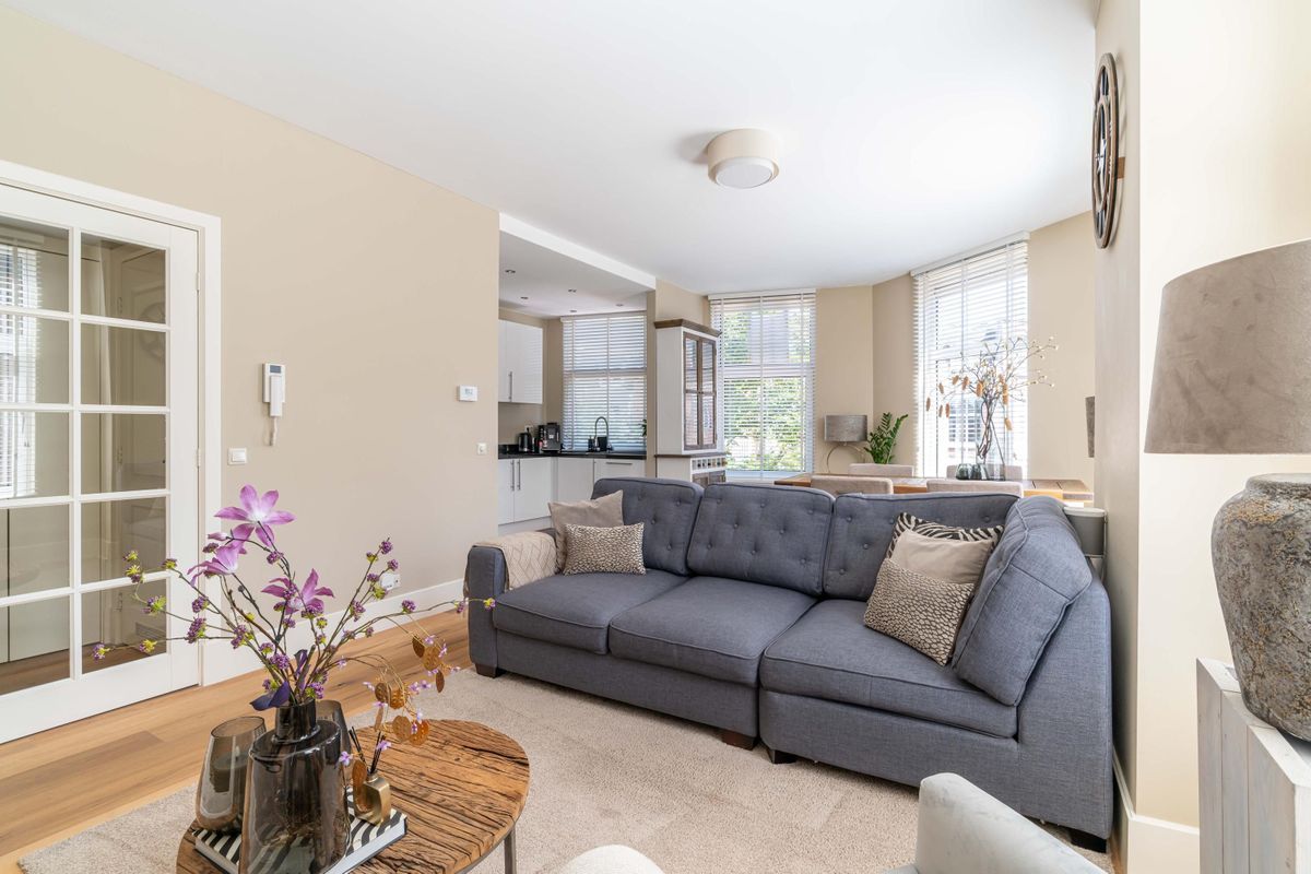 Frederik Hendriklaan 75-A Photo Blur 7