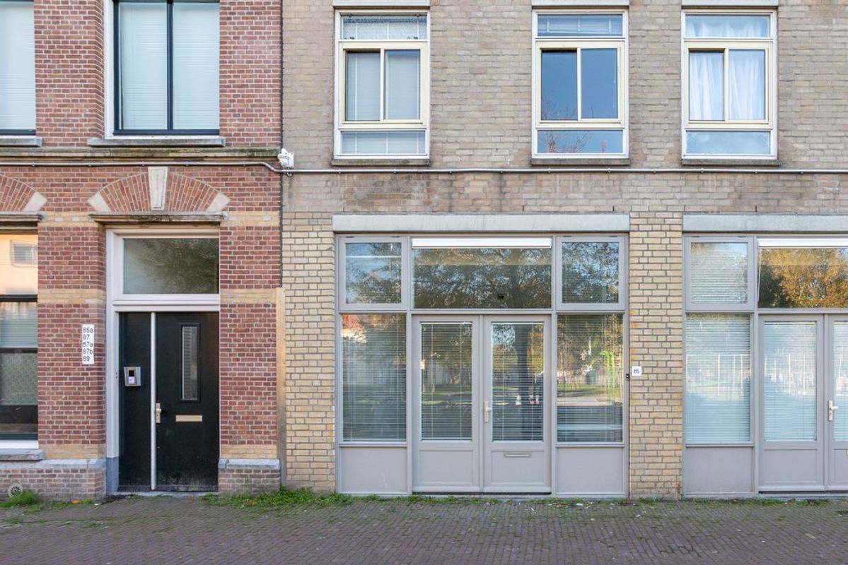 Suze Robertsonstraat 83-A Photo Blur 17