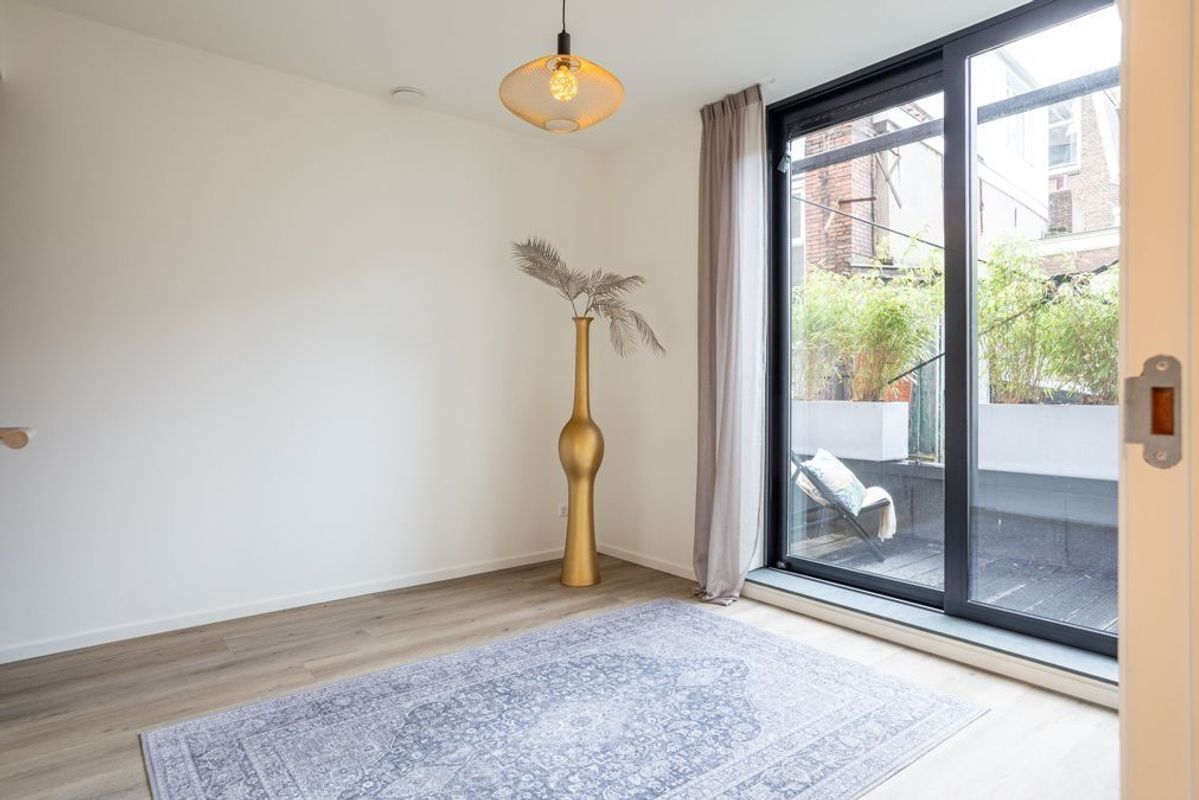 Bagijnestraat 16-B Photo Blur 8