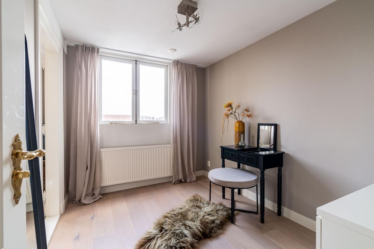 Denneweg 13-B Photo Blur 17