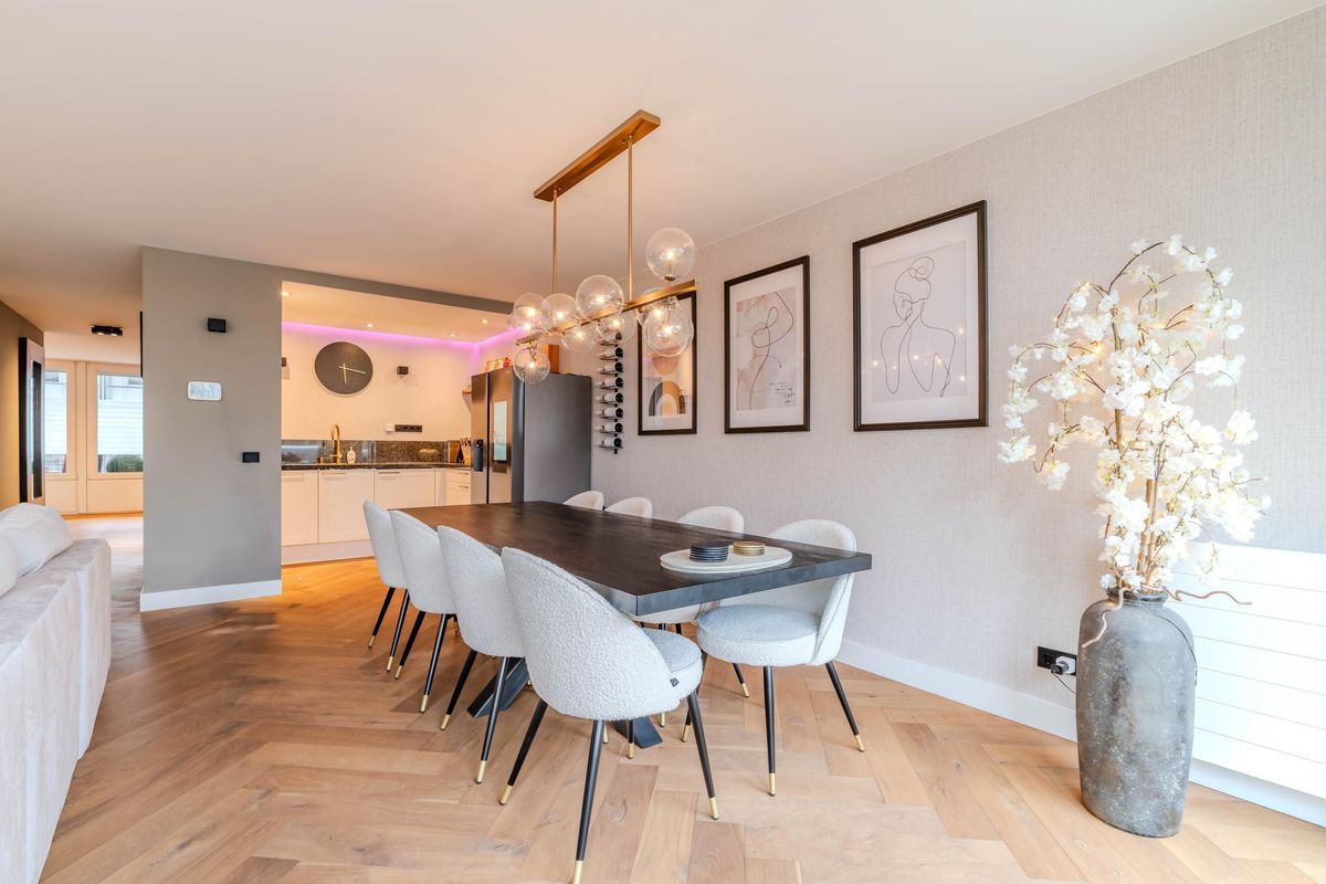 Palaceplein 139 Photo Blur 33