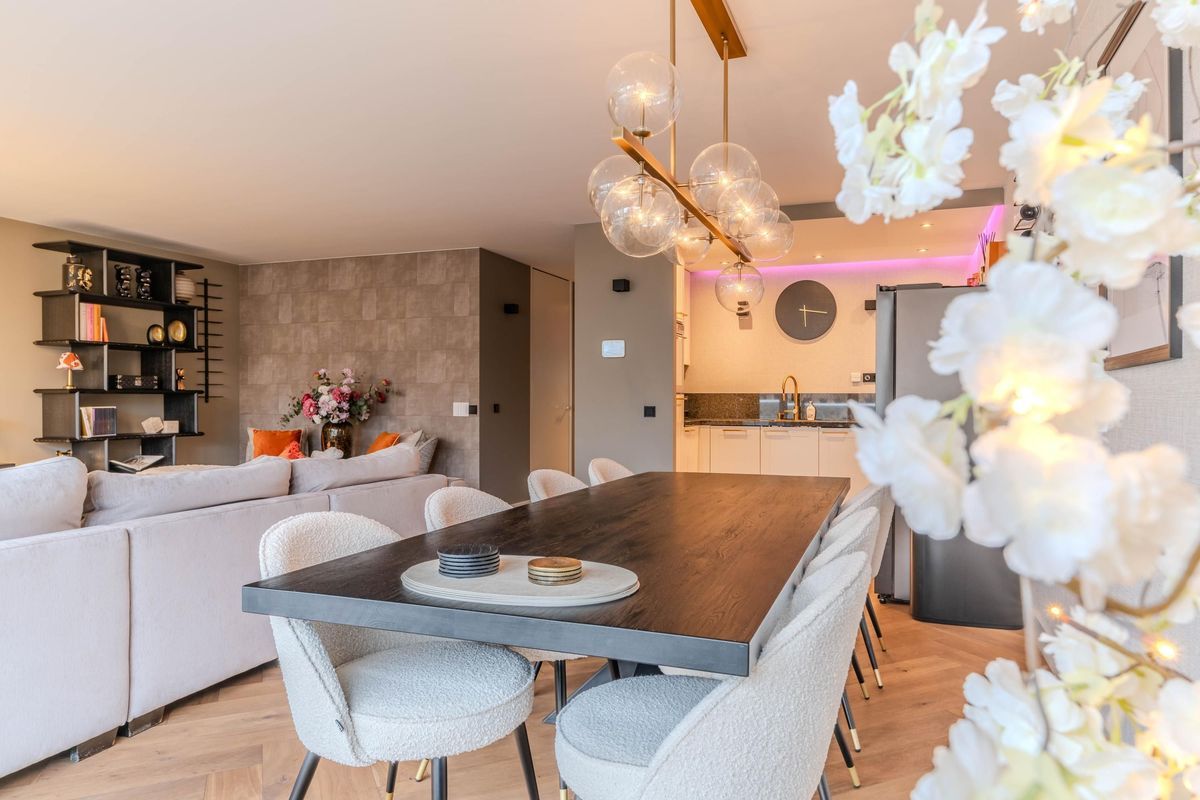 Palaceplein 139 Photo Blur 32