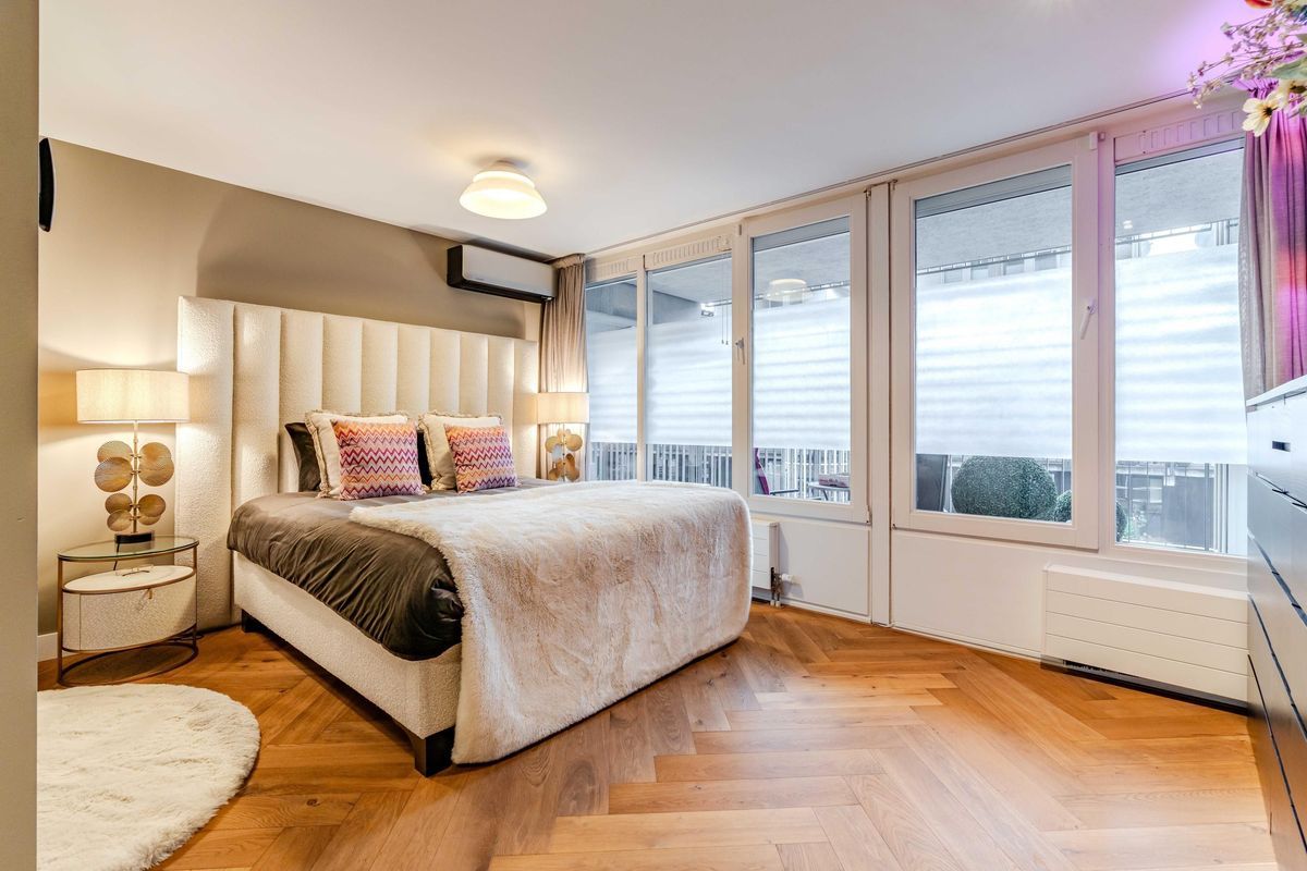 Palaceplein 139 Photo Blur 18