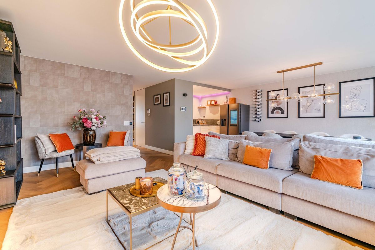 Palaceplein 139 Photo Blur 6