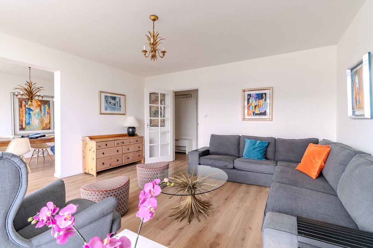 Isabellaland 1042 Photo Blur 6