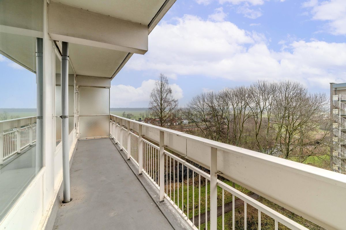 Isabellaland 1042 Photo Blur 21