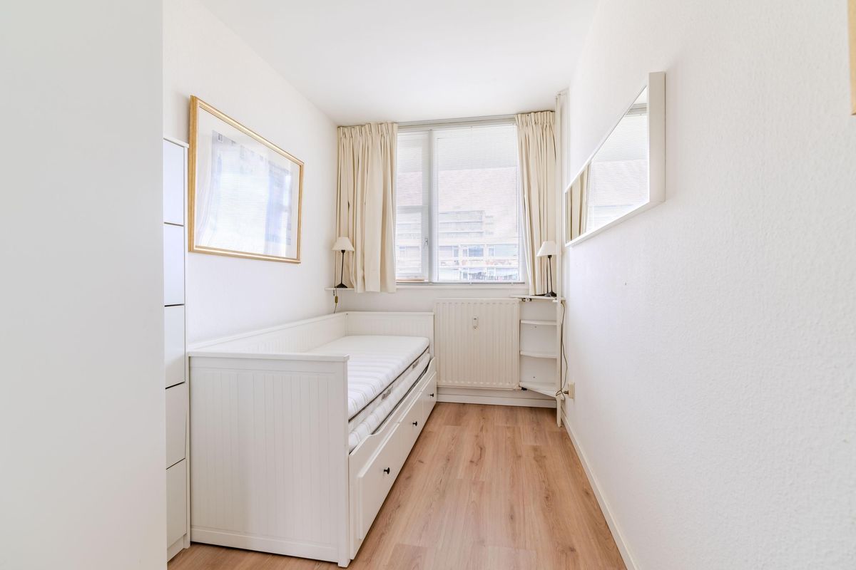 Isabellaland 1042 Photo Blur 14