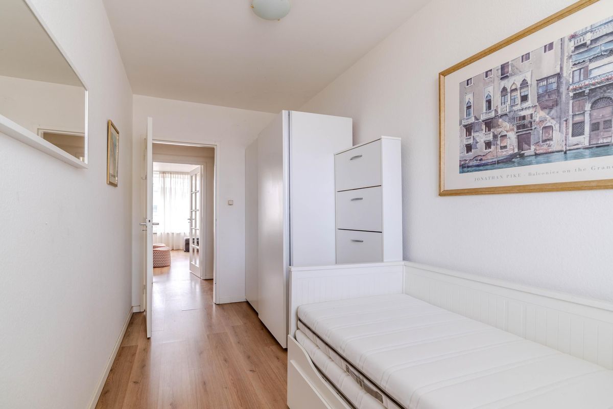 Isabellaland 1042 Photo Blur 15