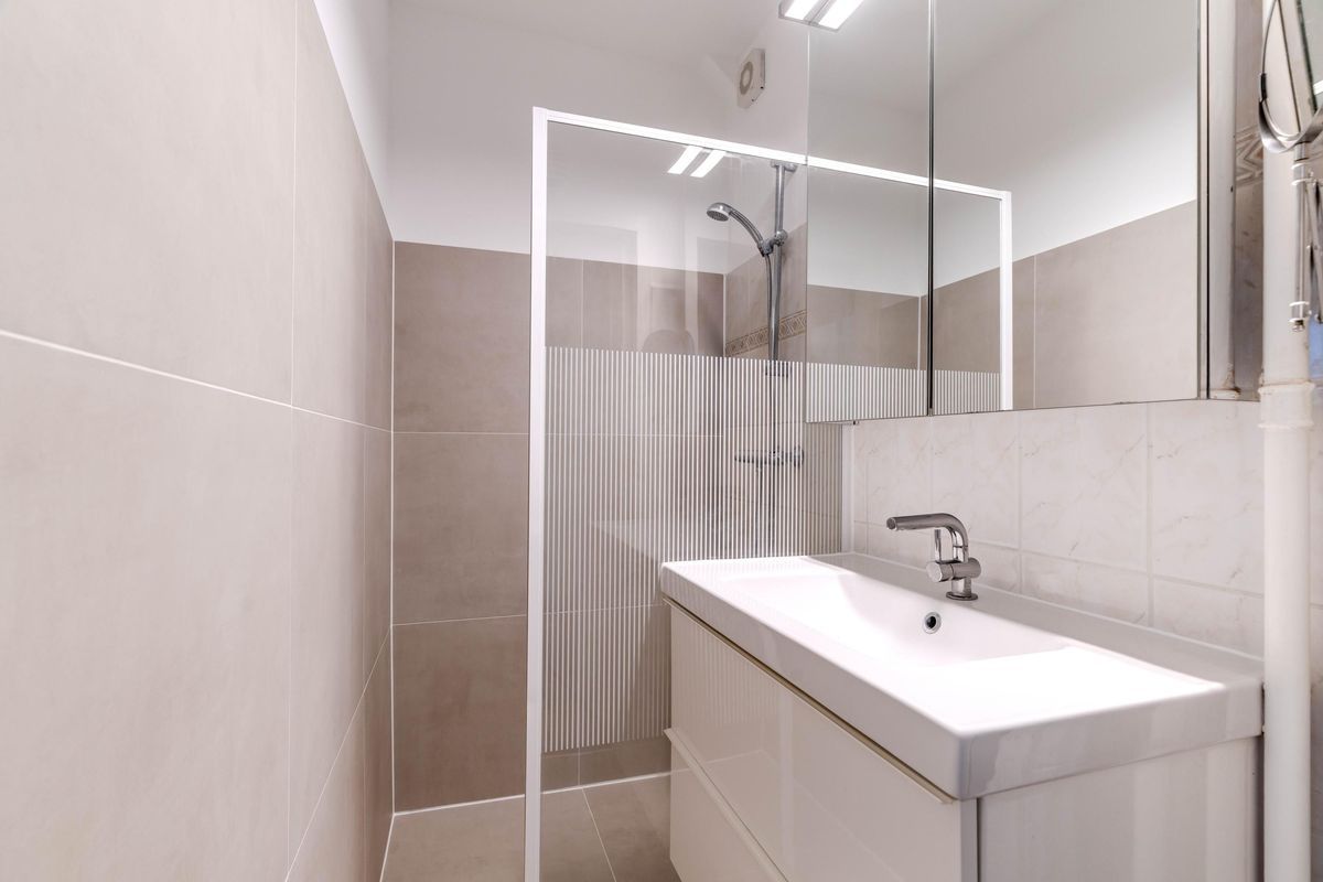 Isabellaland 1042 Photo Blur 18