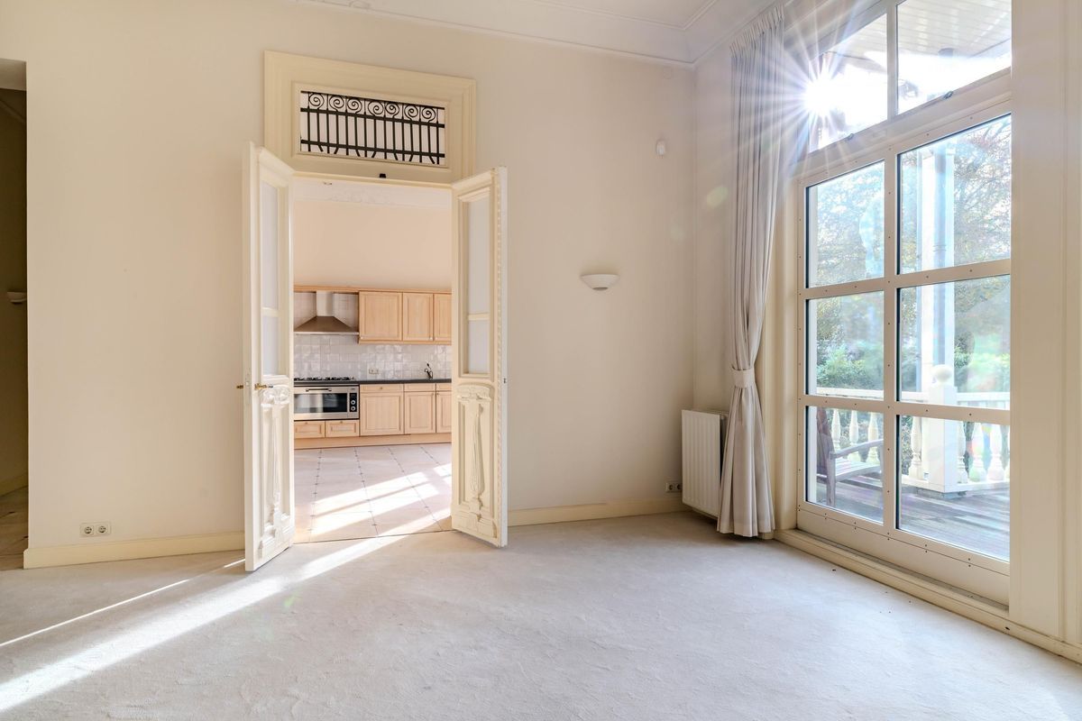 Alexanderstraat 22-A Photo Blur 13