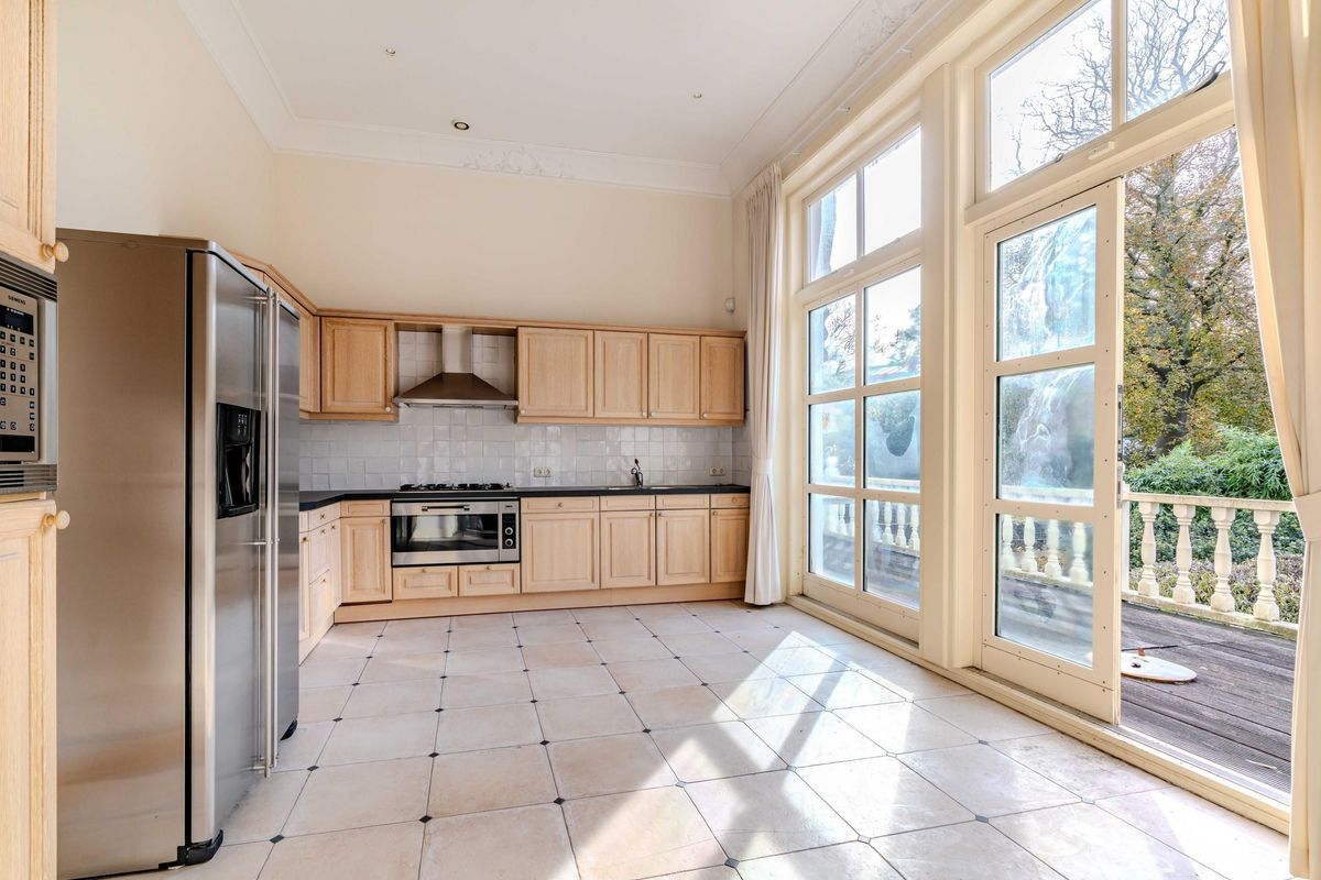 Alexanderstraat 22-A Photo Blur 15