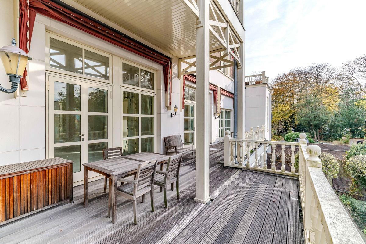 Alexanderstraat 22-A Photo Blur 19