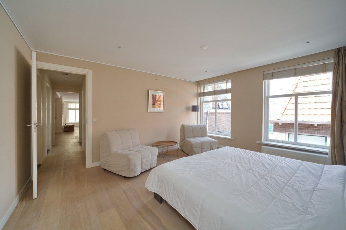 Vos in tuinstraat 2-A Photo Blur 11