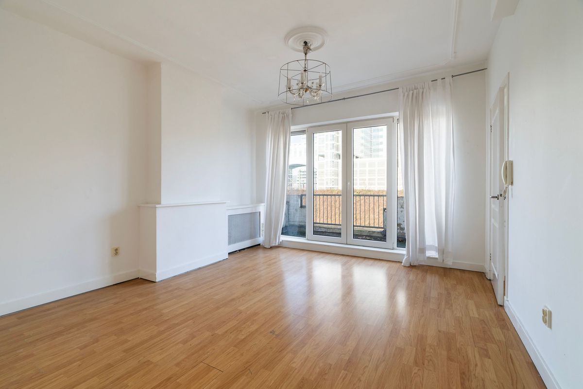 Spoorstraat 2-B Photo Blur 3