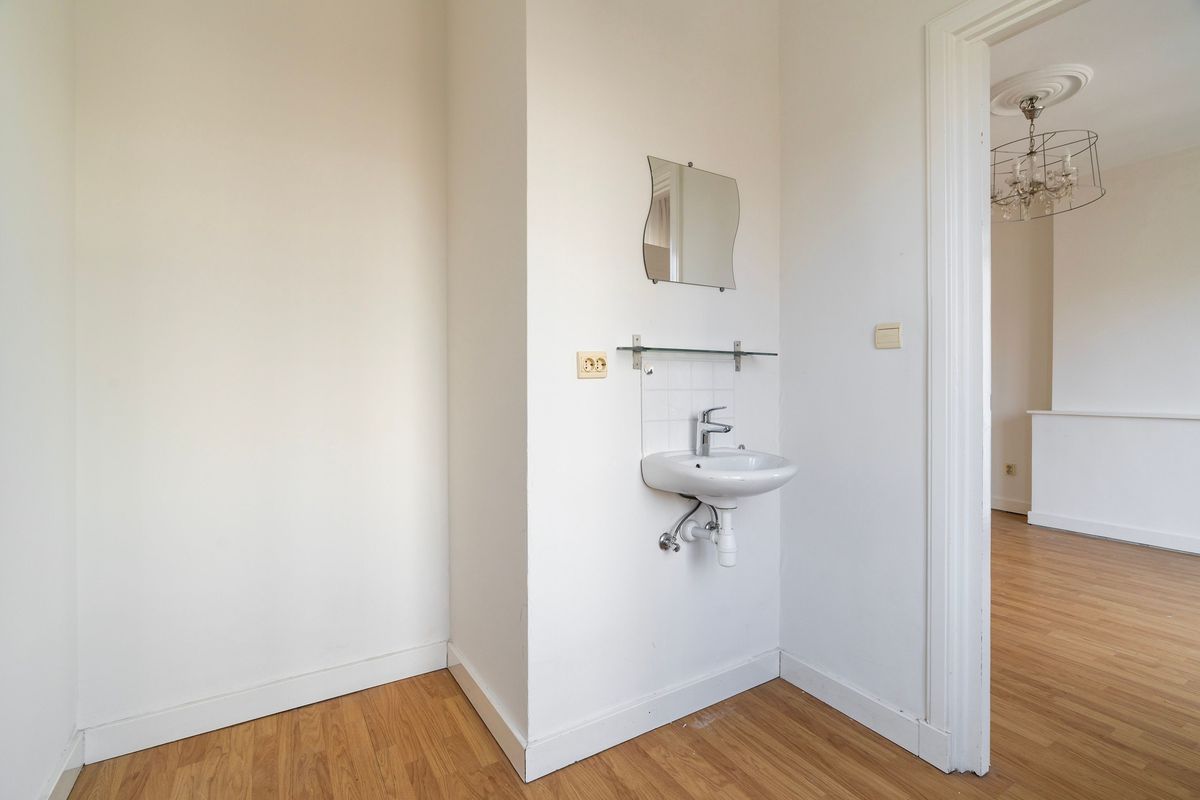 Spoorstraat 2-B Photo Blur 7