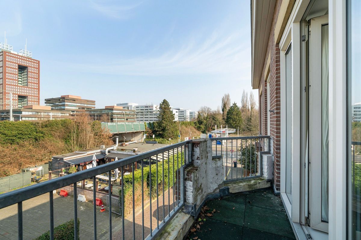 Spoorstraat 2-B Photo Blur 5