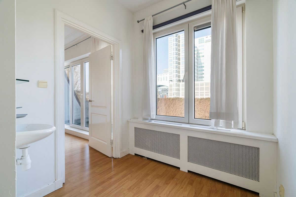 Spoorstraat 2-B Photo Blur 8