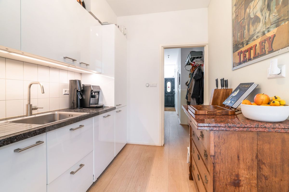 Dirk Hoogenraadstraat 31 Photo Blur 18