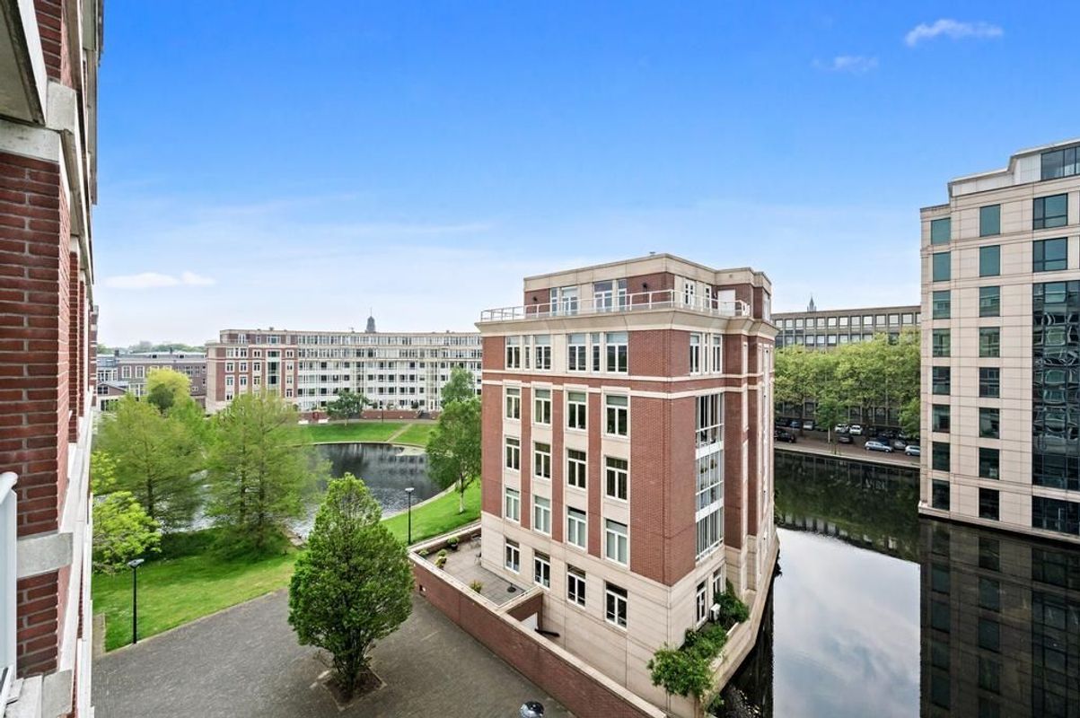 Burgemeester De Monchyplein 220 Photo Blur 34