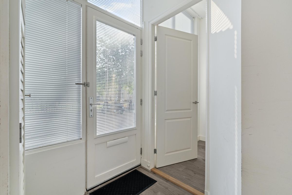 Suze Robertsonstraat 83 Photo Blur 12