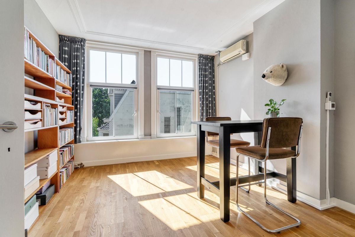 Laan van Meerdervoort 442 Photo Blur 42