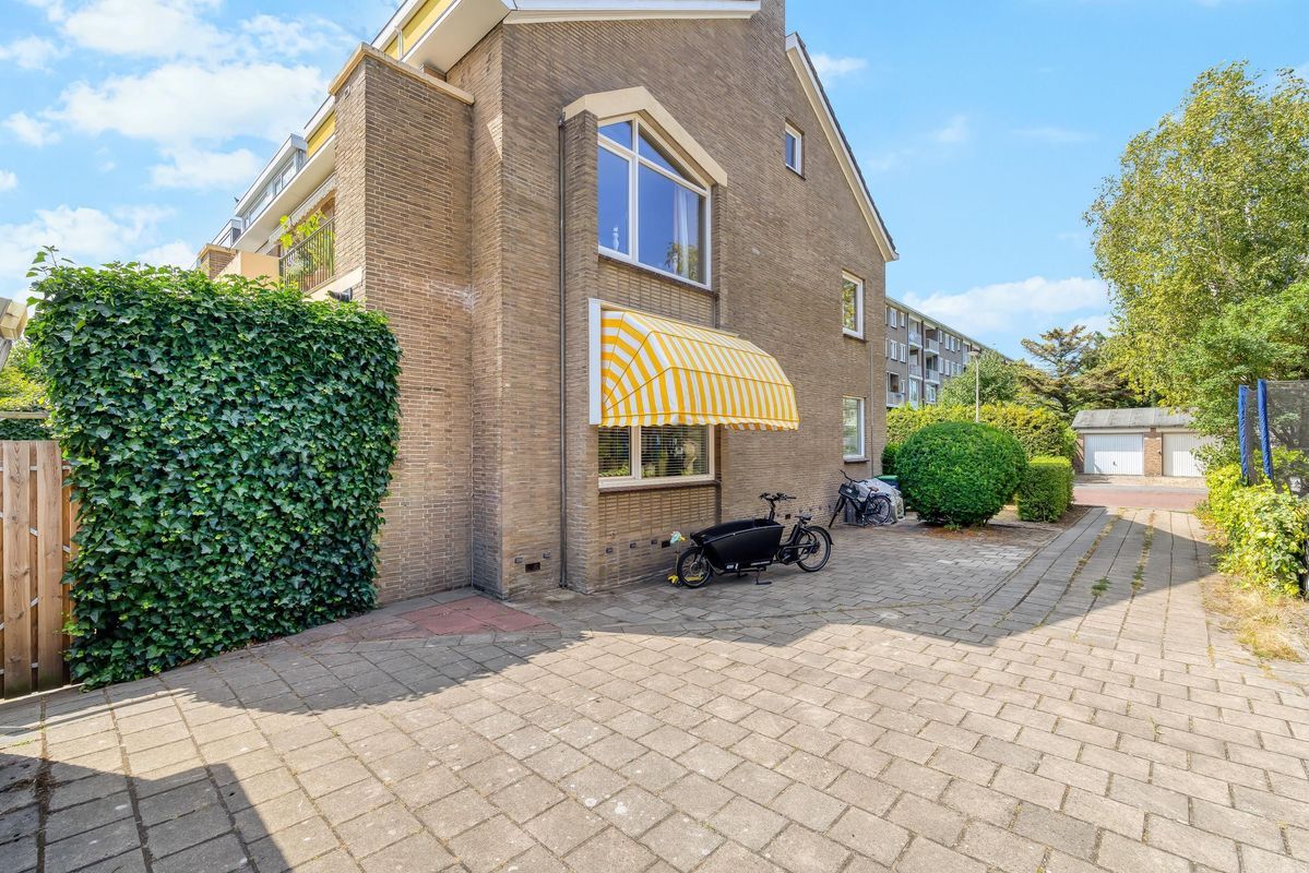 Ary Schefferstraat 205 Photo Blur 36