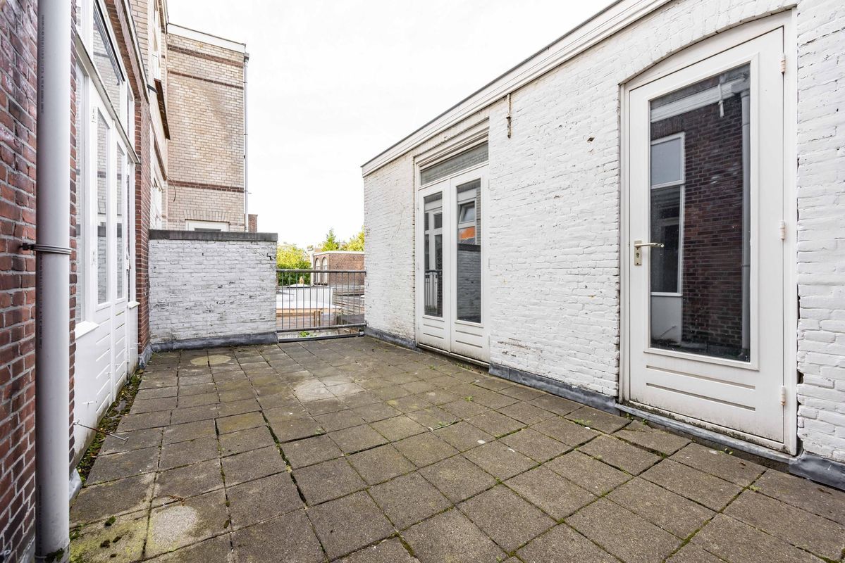 Newtonstraat 421 Photo Blur 12