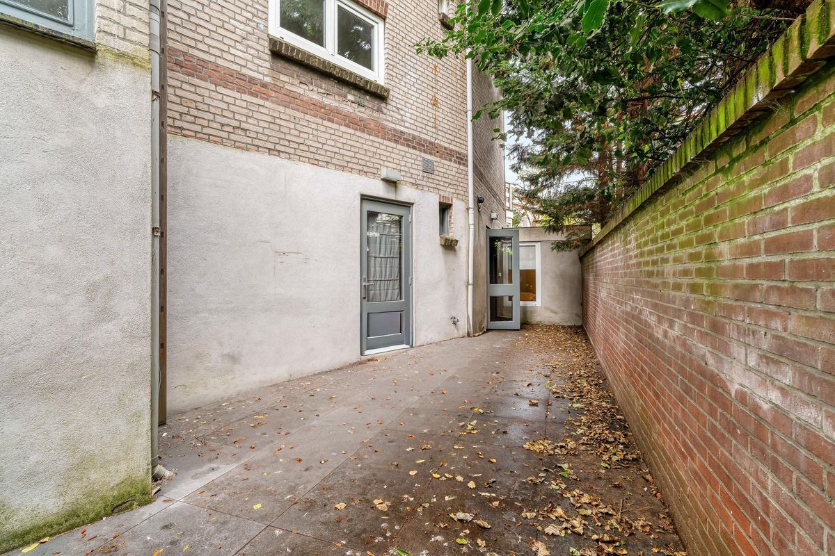 Paulus Buijsstraat 4 Photo Blur 10
