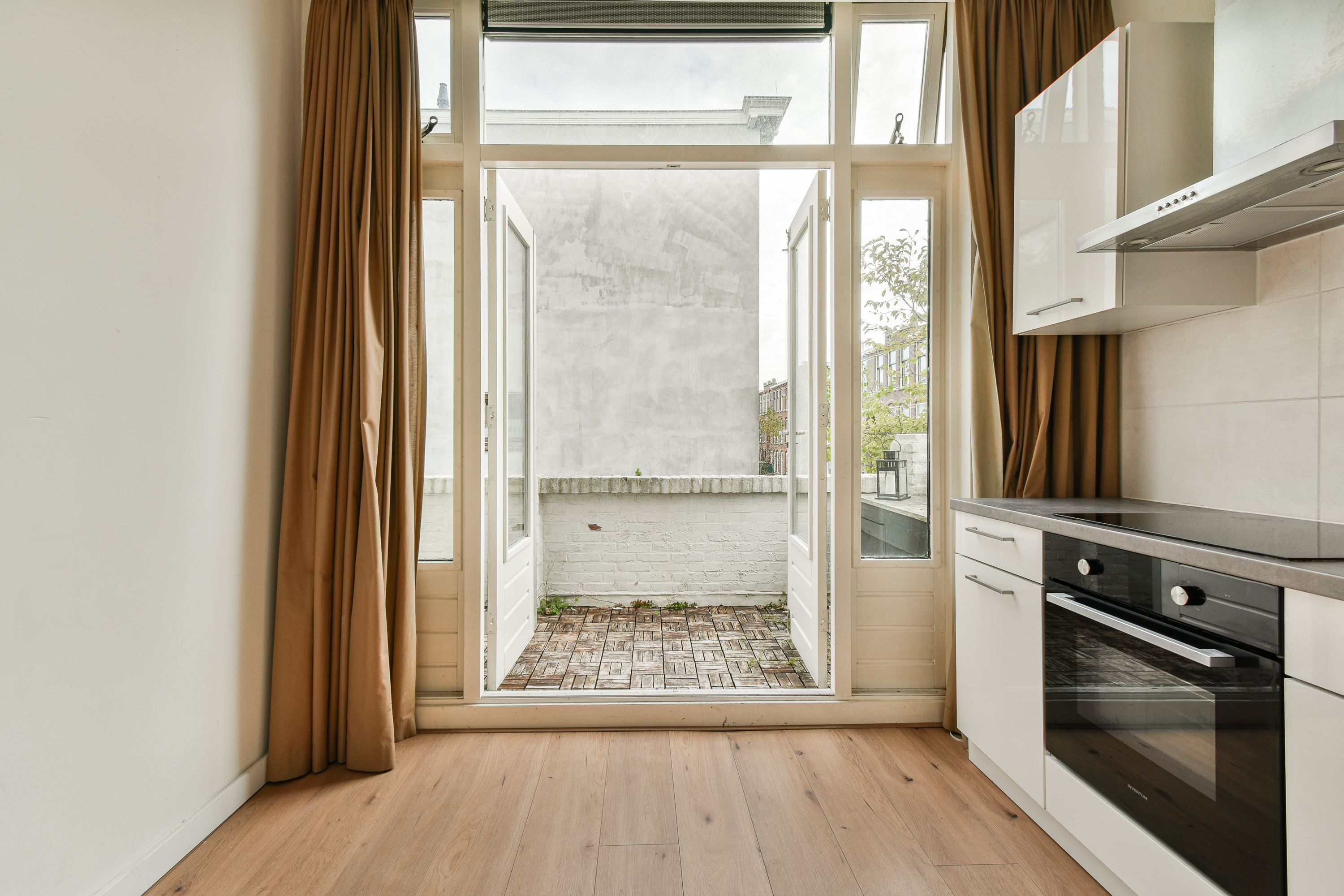 Valkenboskade 93 Photo Blur 7