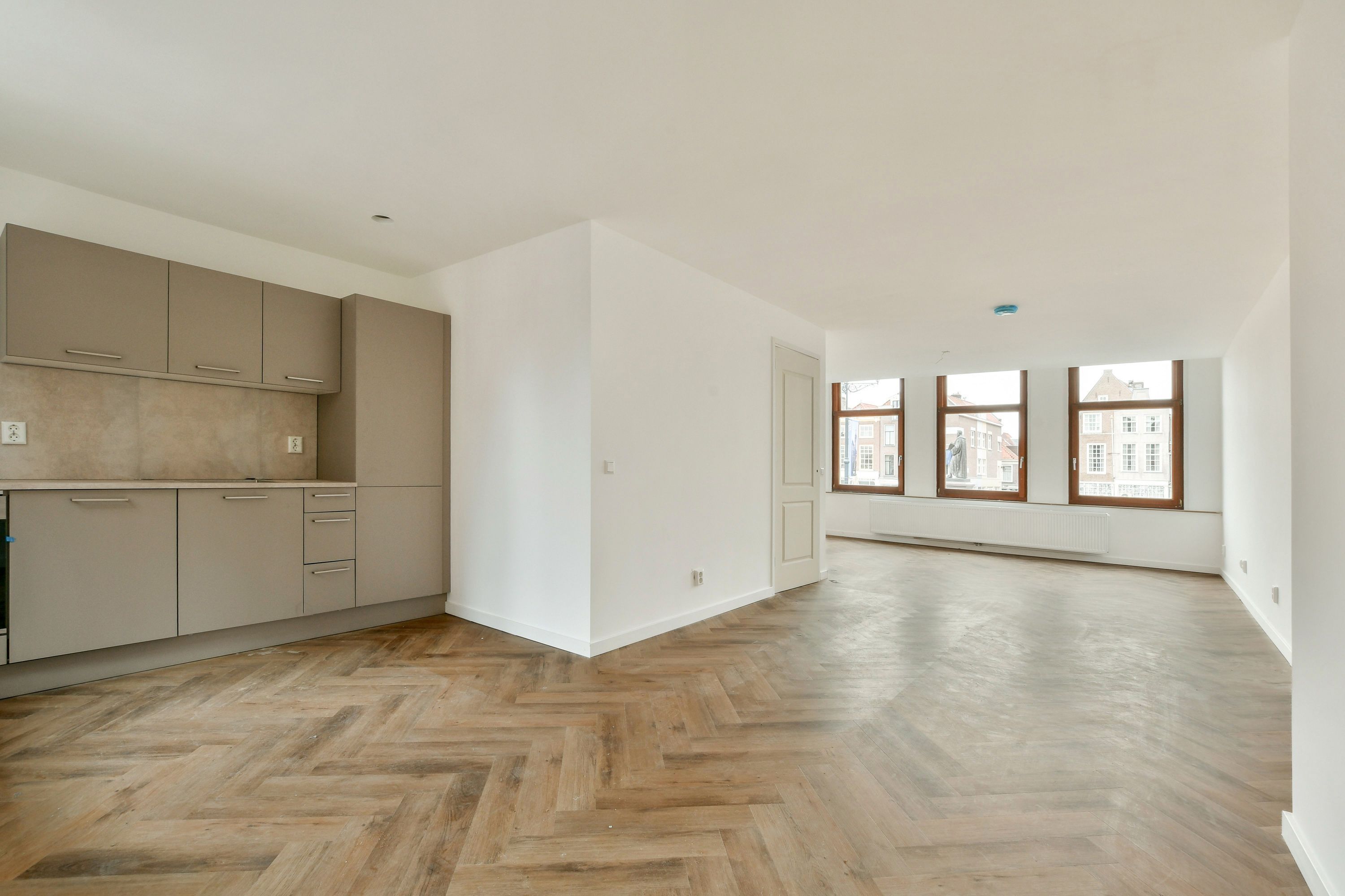 Markt 81-A Photo Blur 1