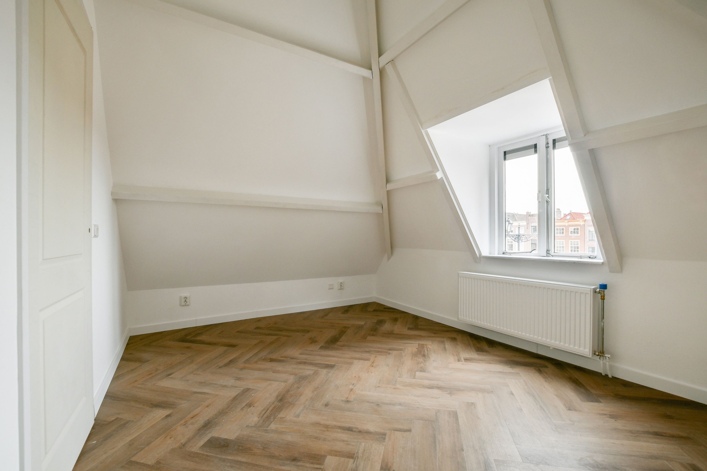 Markt 81-A Photo Blur 10