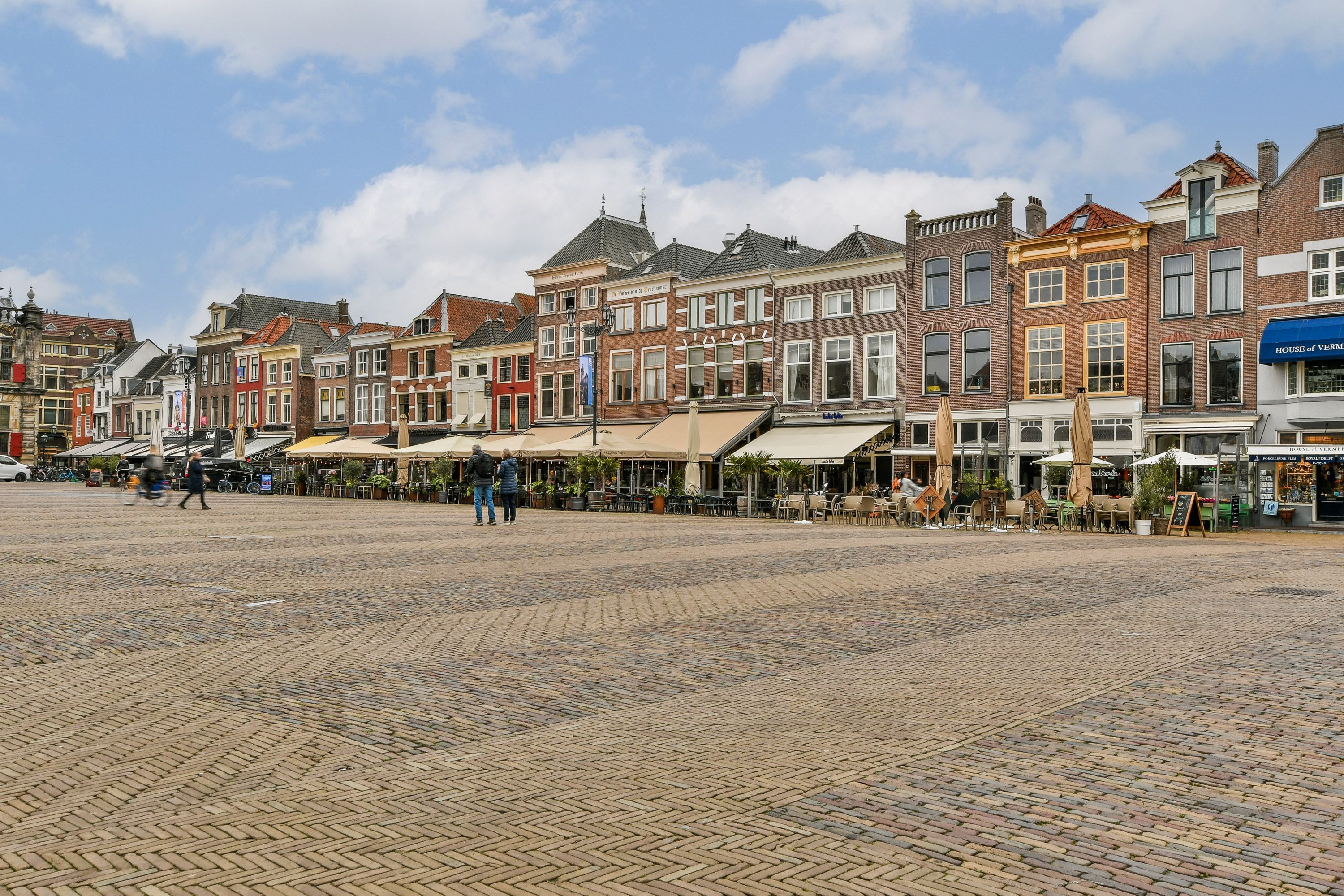 Markt 81-A Photo Blur 19