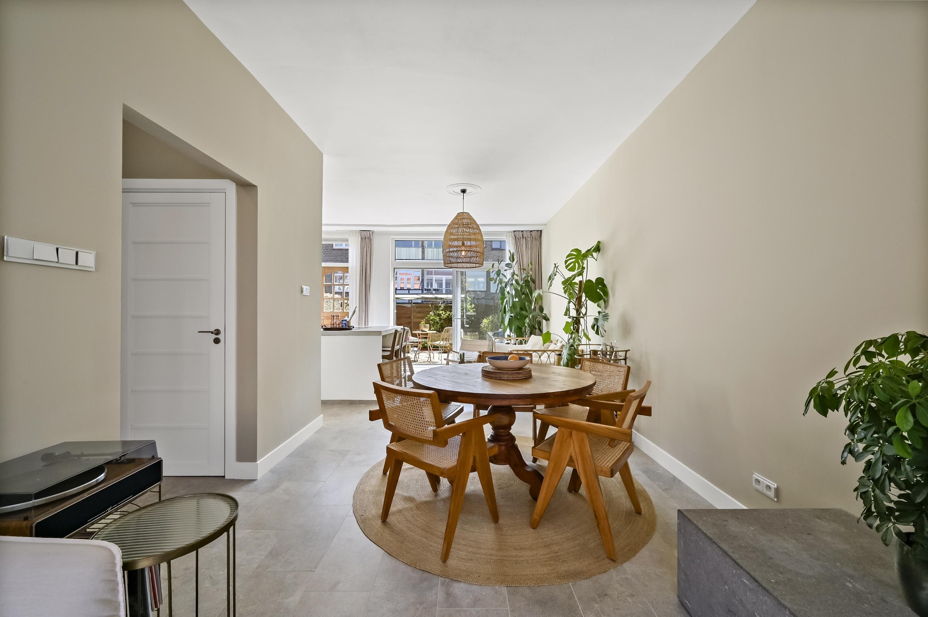 Menninckstraat 62 Photo Blur 9