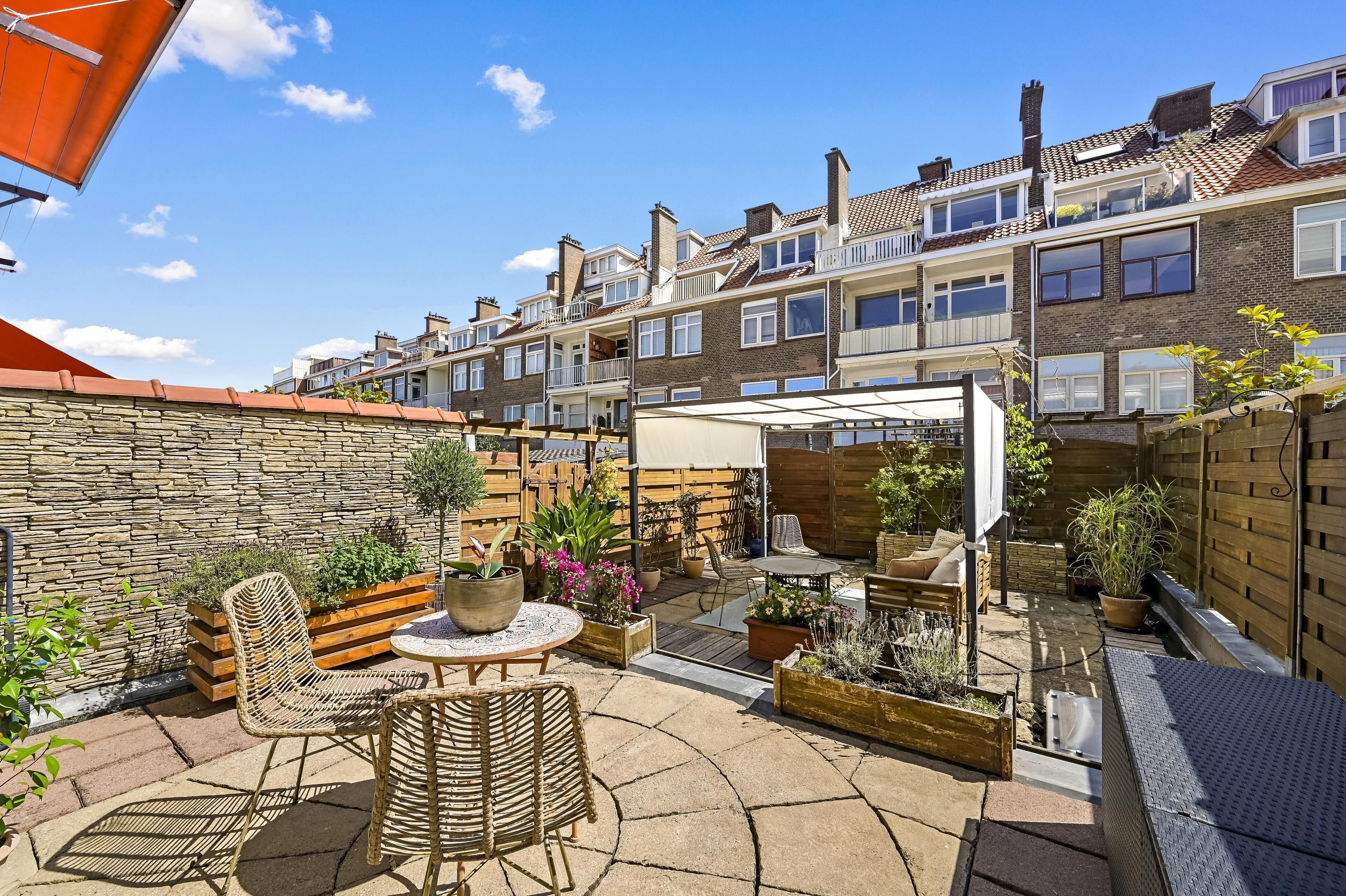 Menninckstraat 62 Photo Blur 2