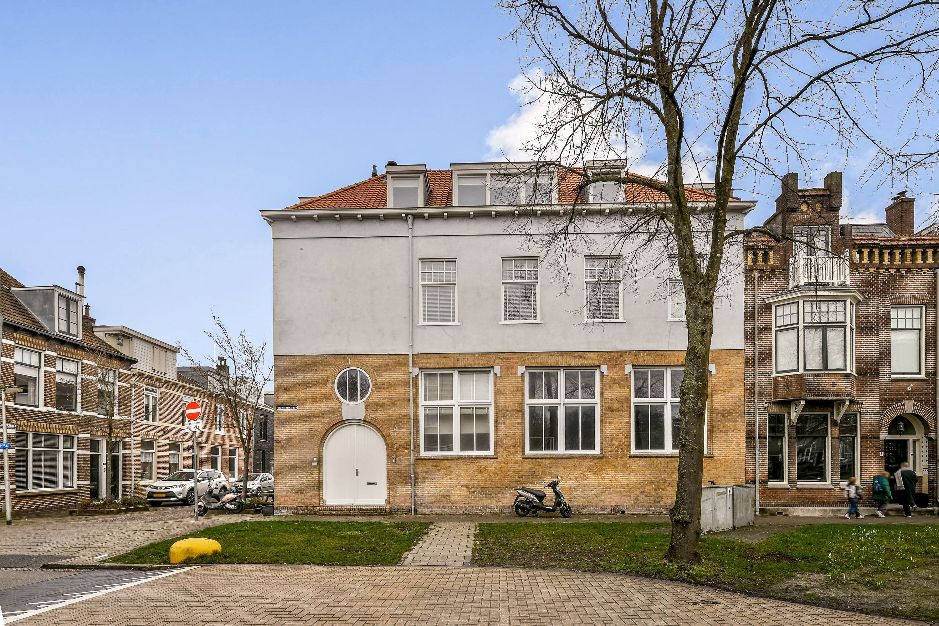 Wilhelminalaan 10-B Photo Blur 0